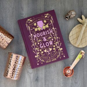 Nourish & Glow Box